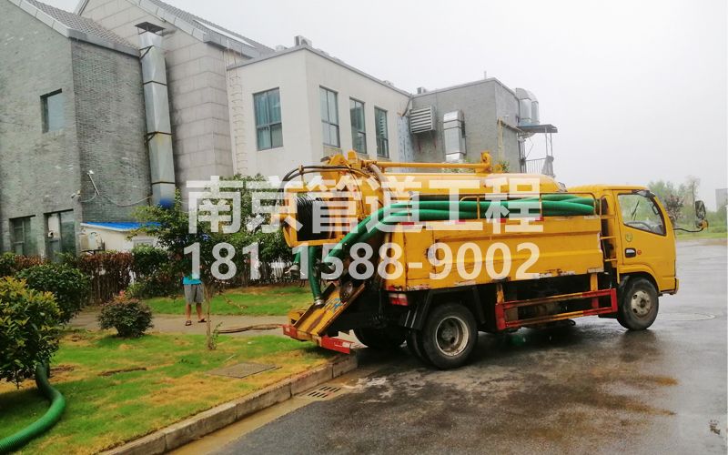 246嘉善小区化粪池清理
